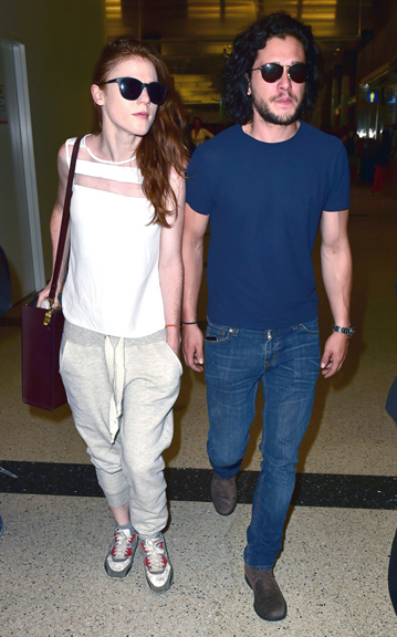 "Game of Thrones" stars Kit Harington and Rose Leslie are a cute pair at LAX