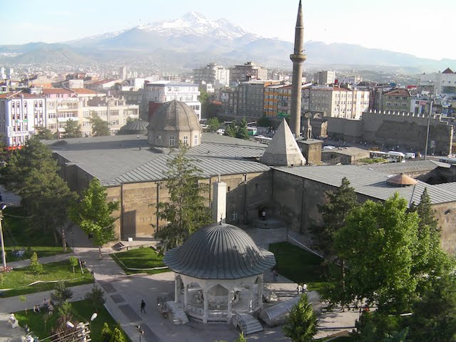 Huand Hatun, Kayseri