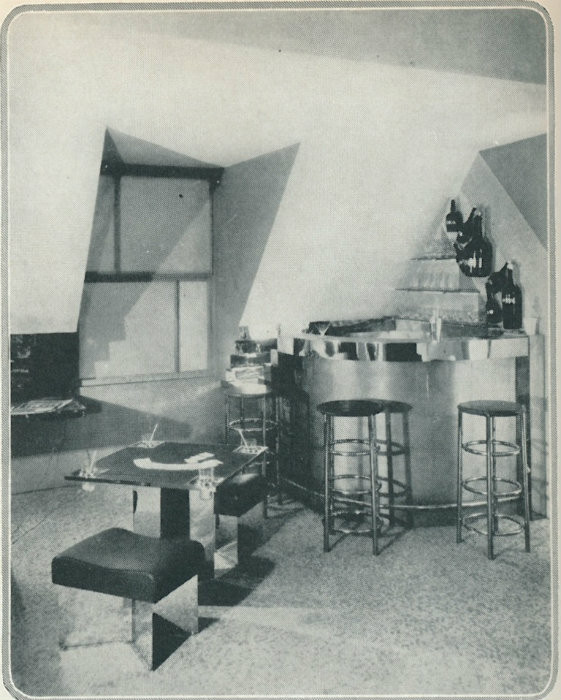 Bar Under the Roof-Salon d’Automne’da Charlotte’un Le Corbusier’nin gönlünü çalan işi, 1927