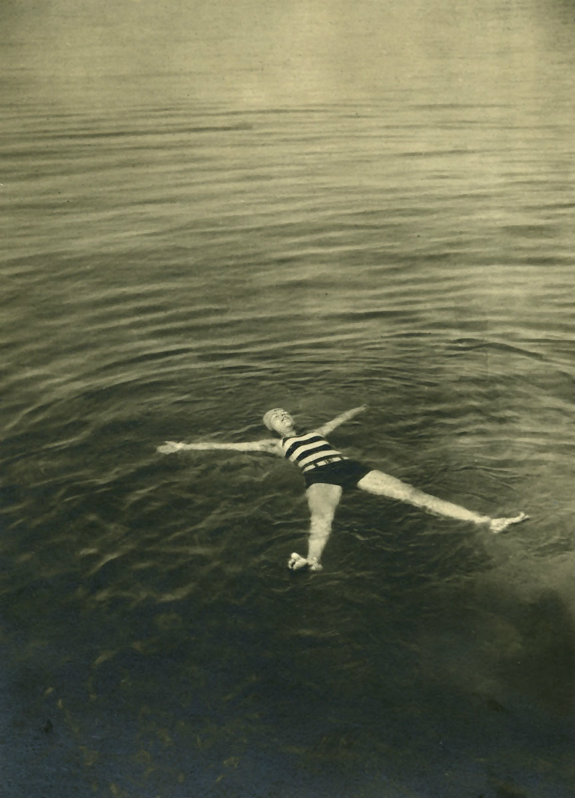 Charlotte Perriand, 1929