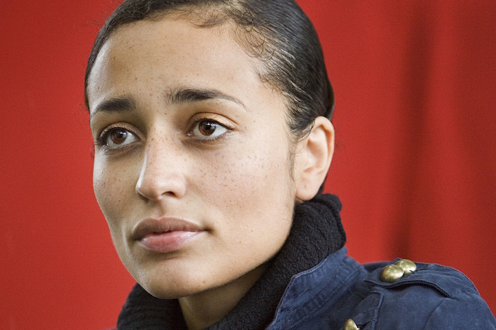 YYazar Zadie Smith’ten Yedi Yaşındaki Kızına Makyaj Tavsiyesi